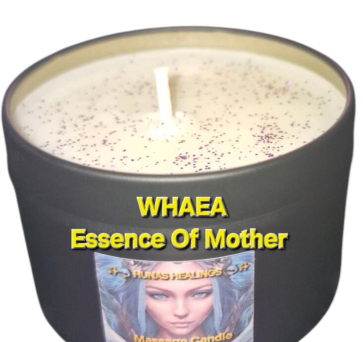 Whaea Massage Candle